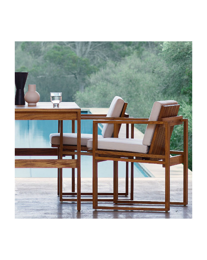 TABLE BK15 -  Indoor-Outdoor Collection